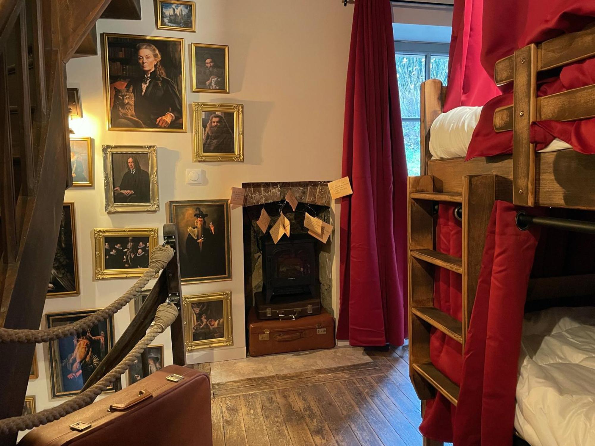 Impasse Des Mysteres - La Maison Des Sorciers Lehon/Дінан Екстер'єр фото
